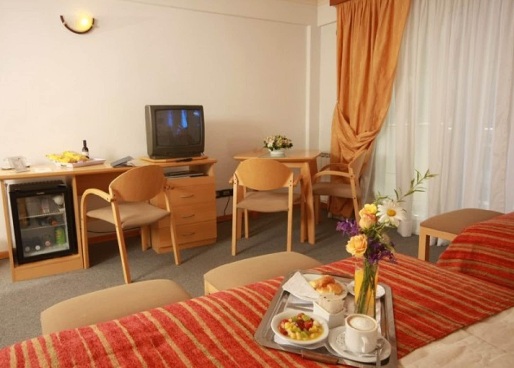 Hotel Ayres Del Nahuel Сан-Карлос-де-Барілоче Екстер'єр фото