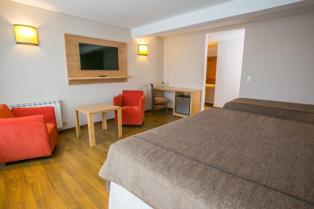 Hotel Ayres Del Nahuel Сан-Карлос-де-Барілоче Екстер'єр фото