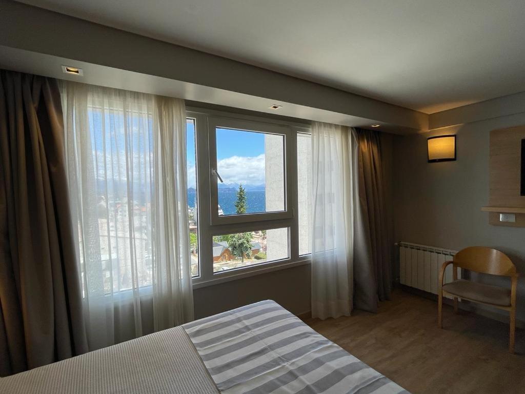 Hotel Ayres Del Nahuel Сан-Карлос-де-Барілоче Екстер'єр фото