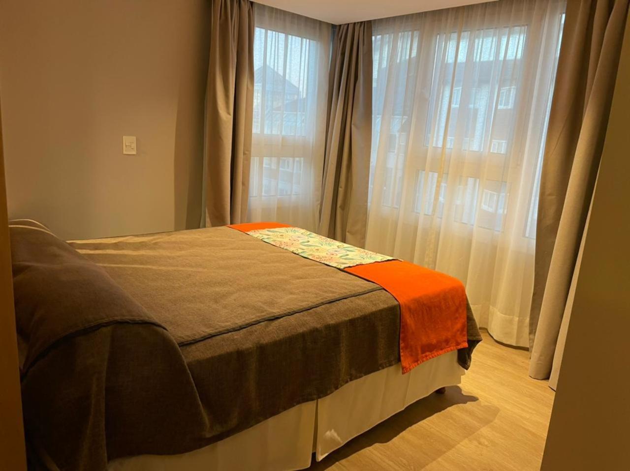 Hotel Ayres Del Nahuel Сан-Карлос-де-Барілоче Екстер'єр фото